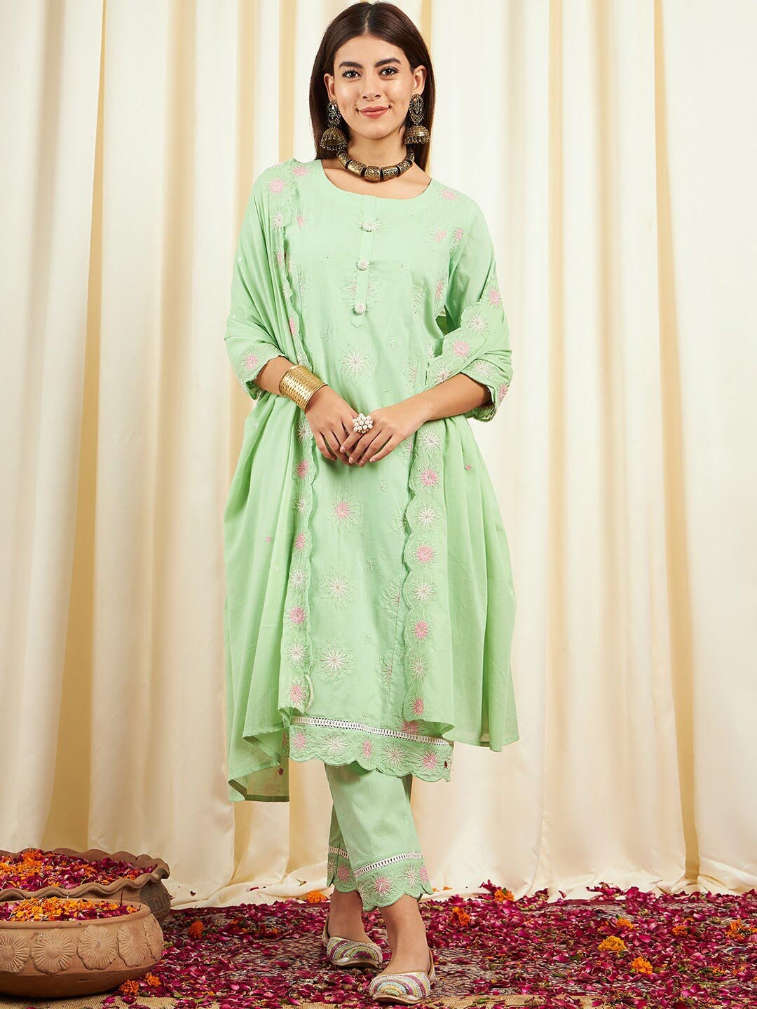 

Ishin Floral Embroidered Round Neck Thread Work Pure Cotton Kurta with Trousers & Dupatta, Green