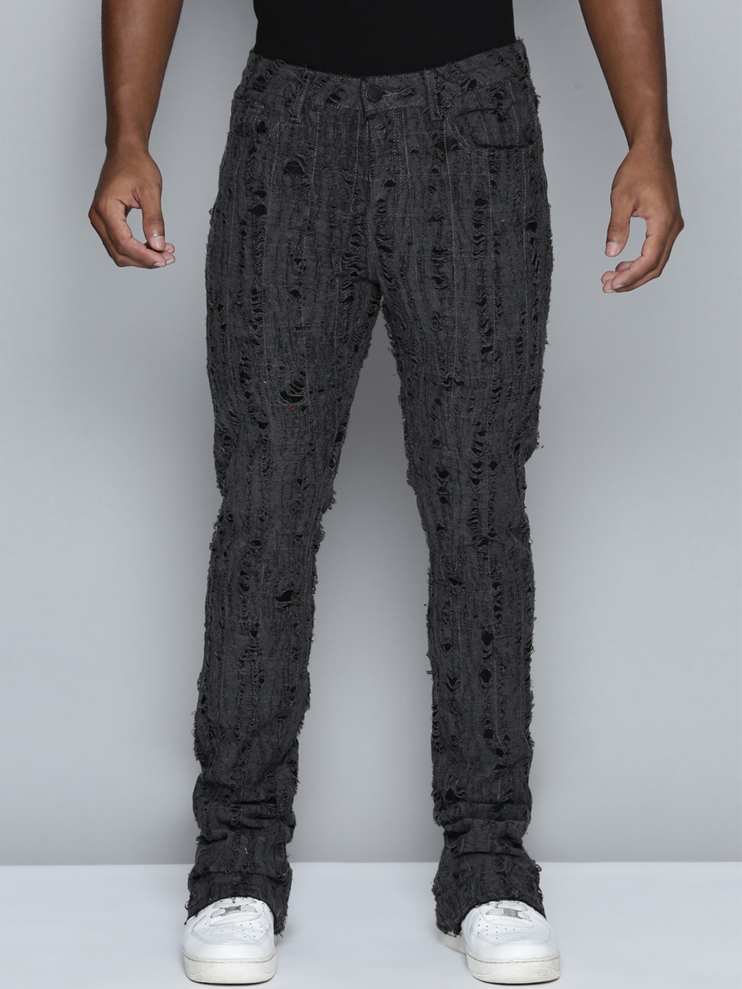 

WAIMEA Men Hollywood Mildly Distressed Stretchable Jeans, Black