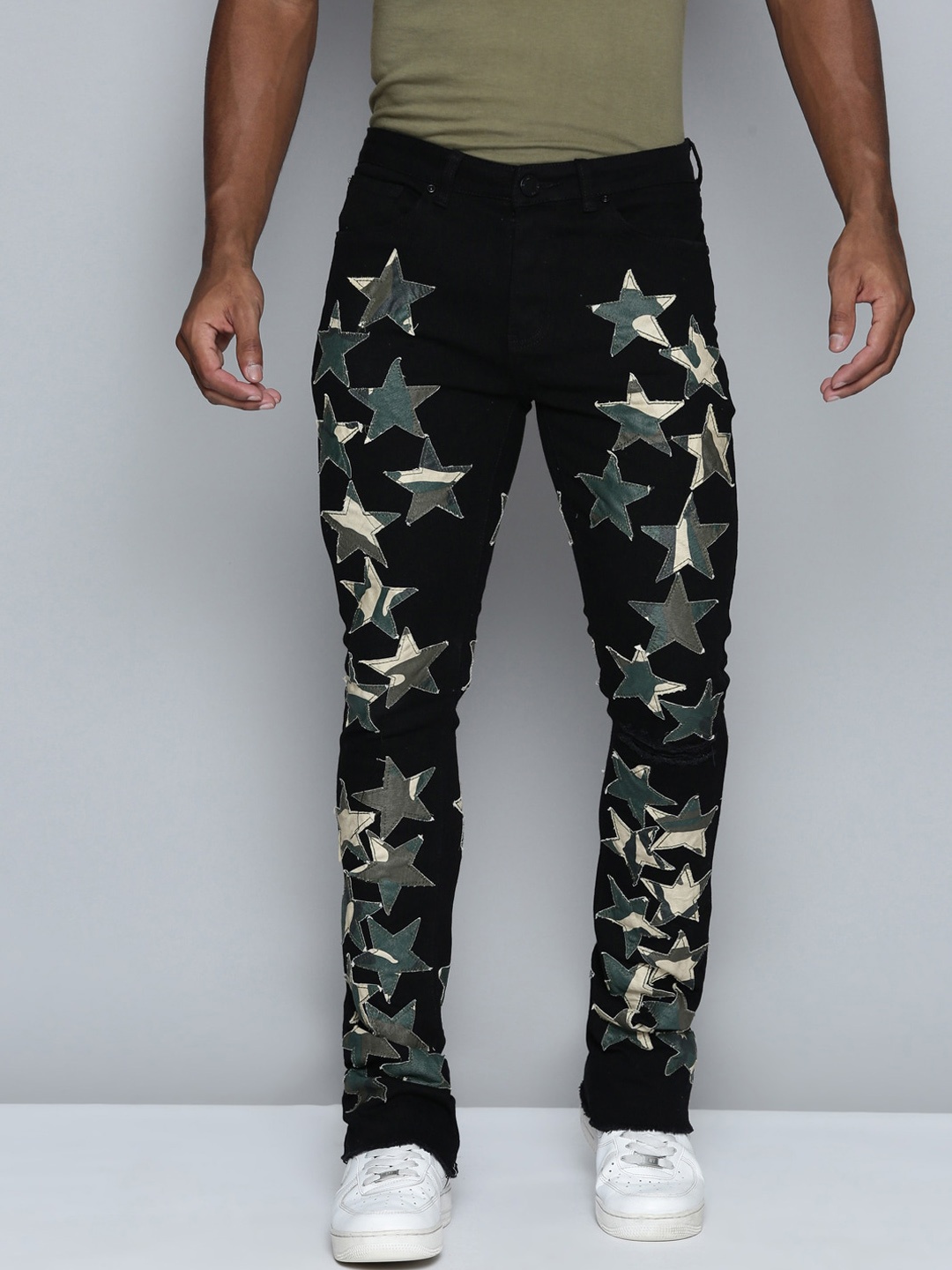 

WAIMEA Men Hollywood Mildly Distressed Stretchable Jeans, Black