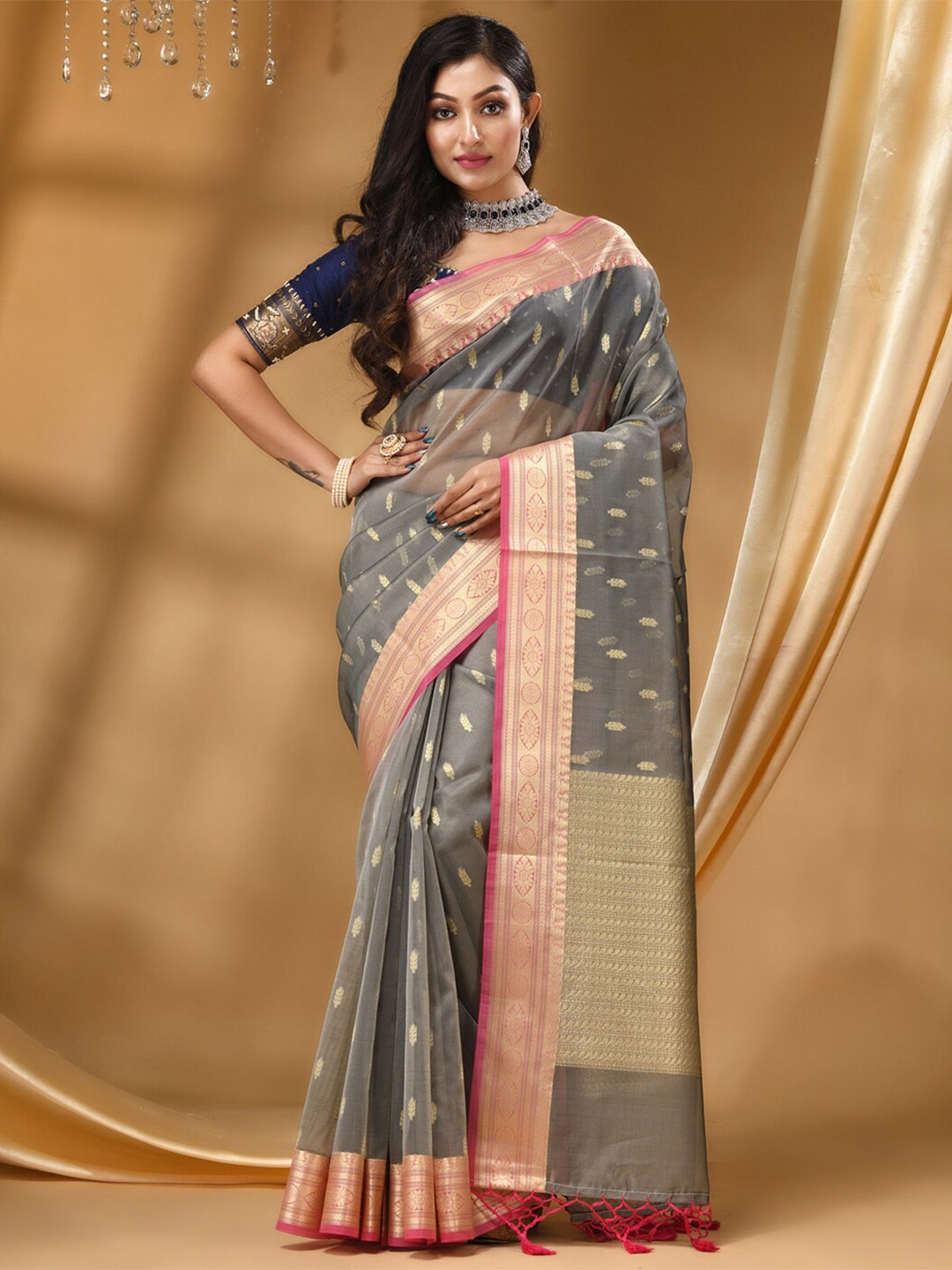 

HOUSE OF BEGUM Ethnic Motifs Woven Design Zari Banarasi Saree, Grey
