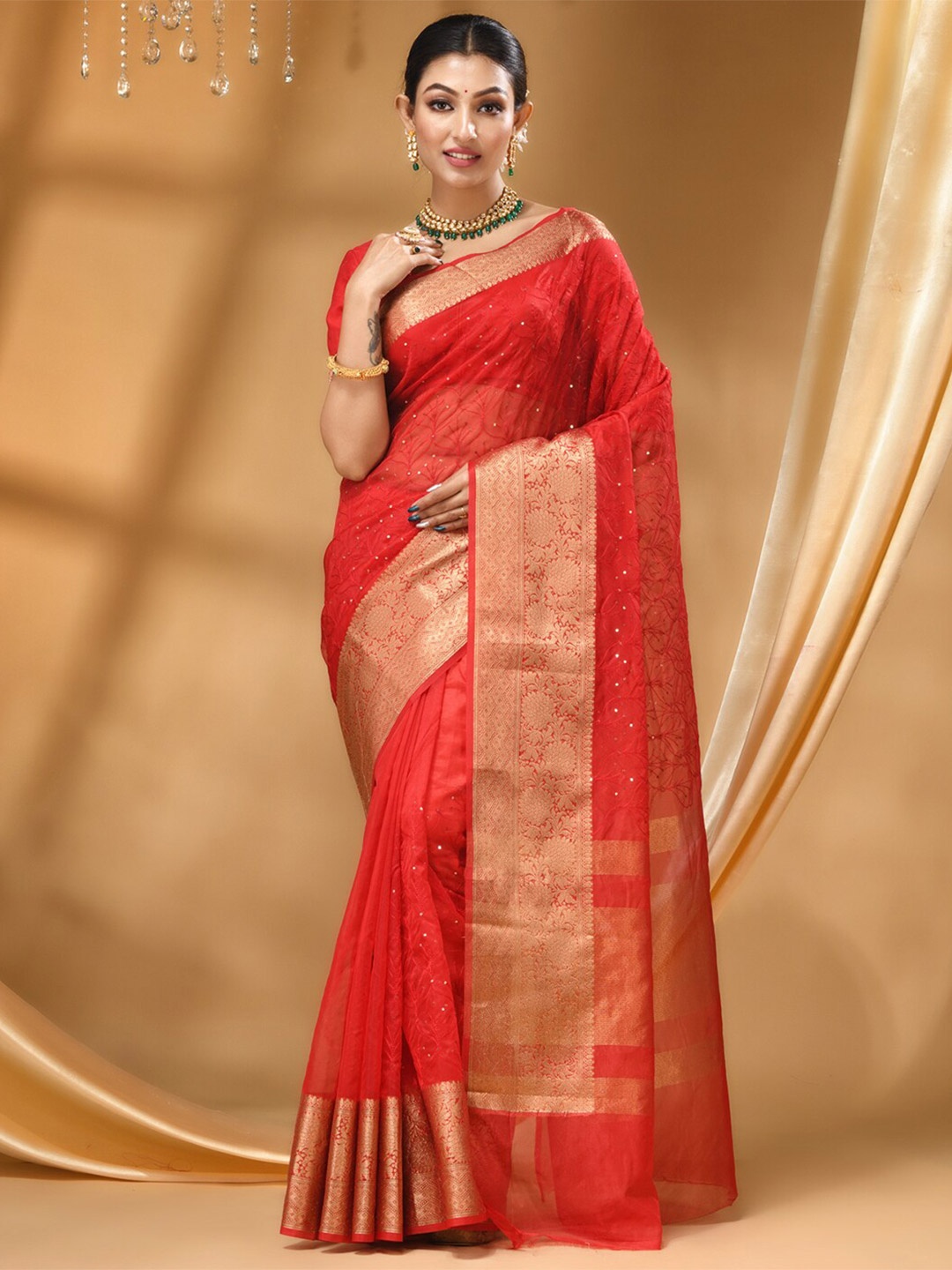 

HOUSE OF BEGUM Ethnic Motifs Embroidered Zari Detailed Banarasi Saree, Red