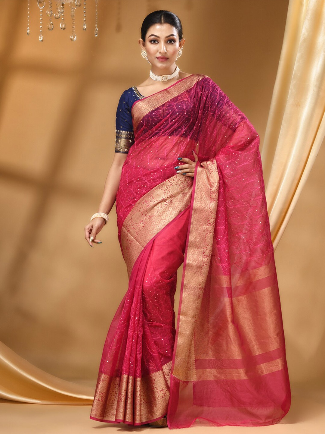 

HOUSE OF BEGUM Ethnic Motifs Embroidered Zari Detailed Banarasi Saree, Red