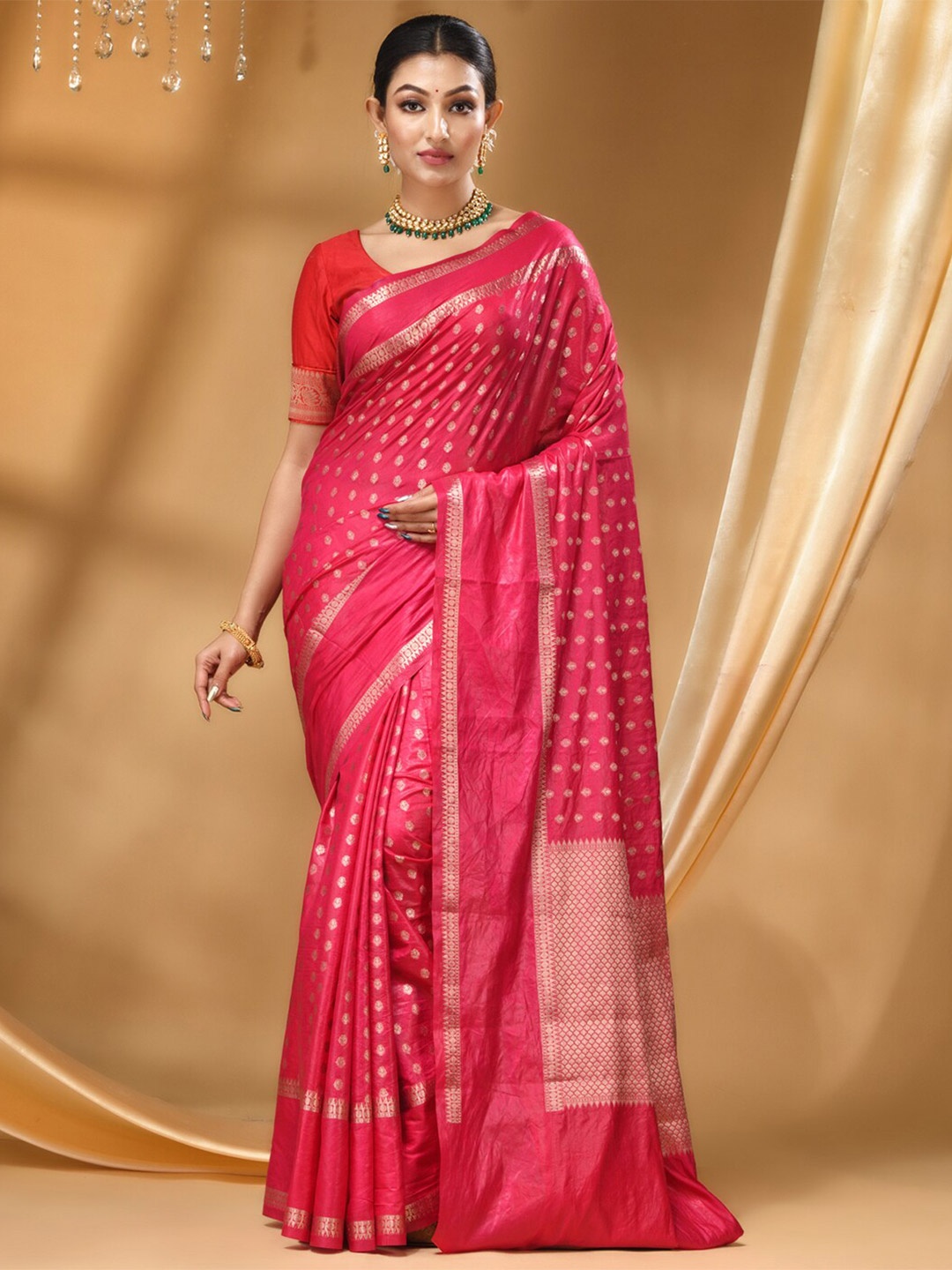 

HOUSE OF BEGUM Ethnic Motif Woven Design Zari Banarasi Saree, Fuchsia