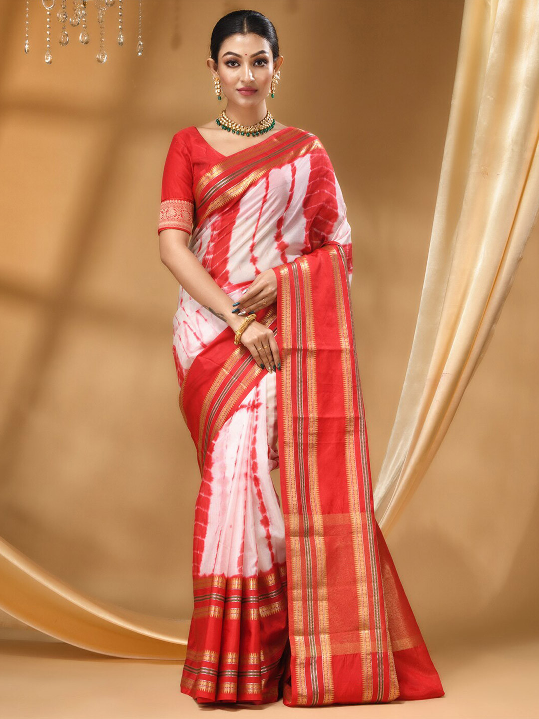 

HOUSE OF BEGUM Tie and Dye Zari Banarasi Saree, White