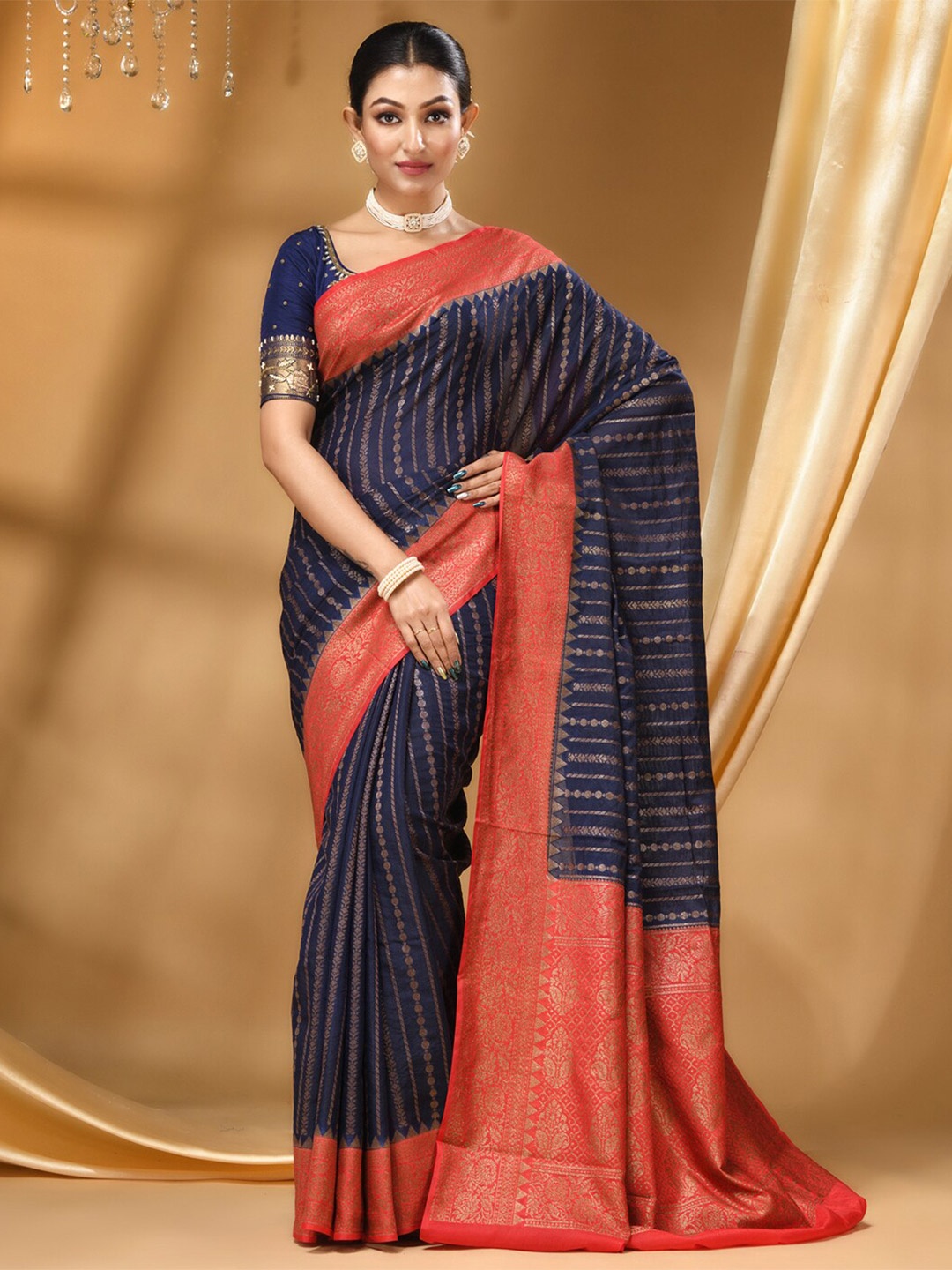 

HOUSE OF BEGUM Ethnic Motifs Woven Design Zari Banarasi Saree, Navy blue