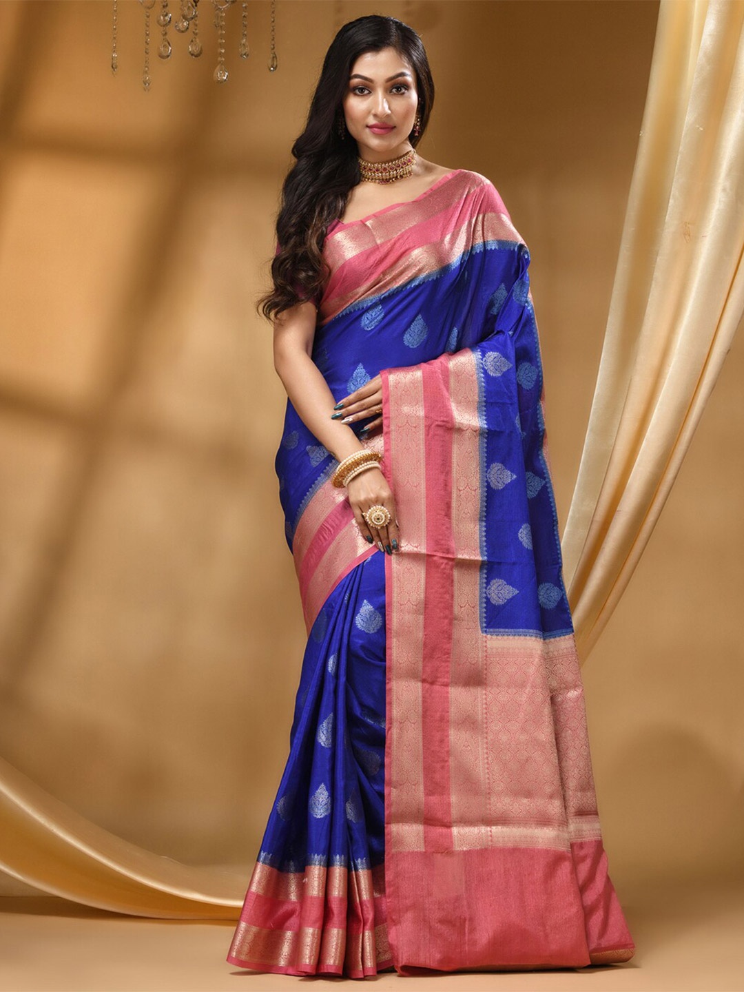 

HOUSE OF BEGUM Ethnic Motifs Woven Design Zari Banarasi Saree, Blue