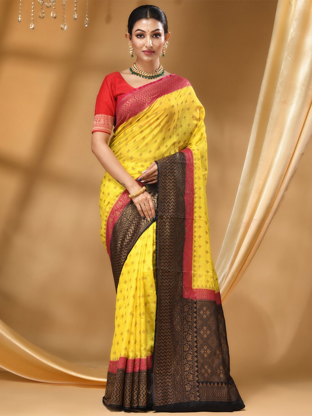 

HOUSE OF BEGUM Ethnic Motifs Woven Design Zari Detailed Banarasi Saree, Yellow