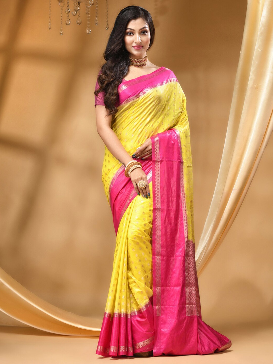 

HOUSE OF BEGUM Ethnic Motifs Woven Design Zari Banarasi Saree, Yellow