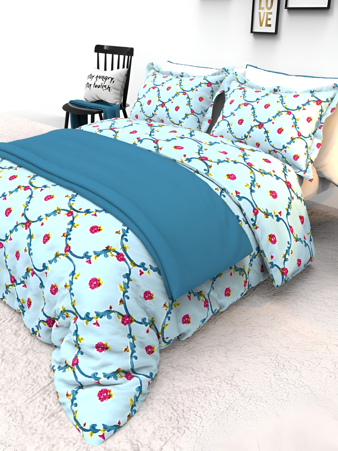 

THE WHITE MOSS Blue Floral Printed 130 TC Queen Bedsheet Set