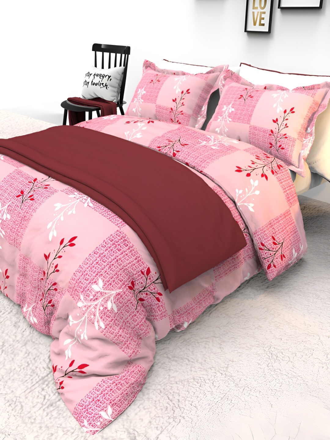 

THE WHITE MOSS Maroon & White Floral Printed 130 TC Queen Bedsheet Set