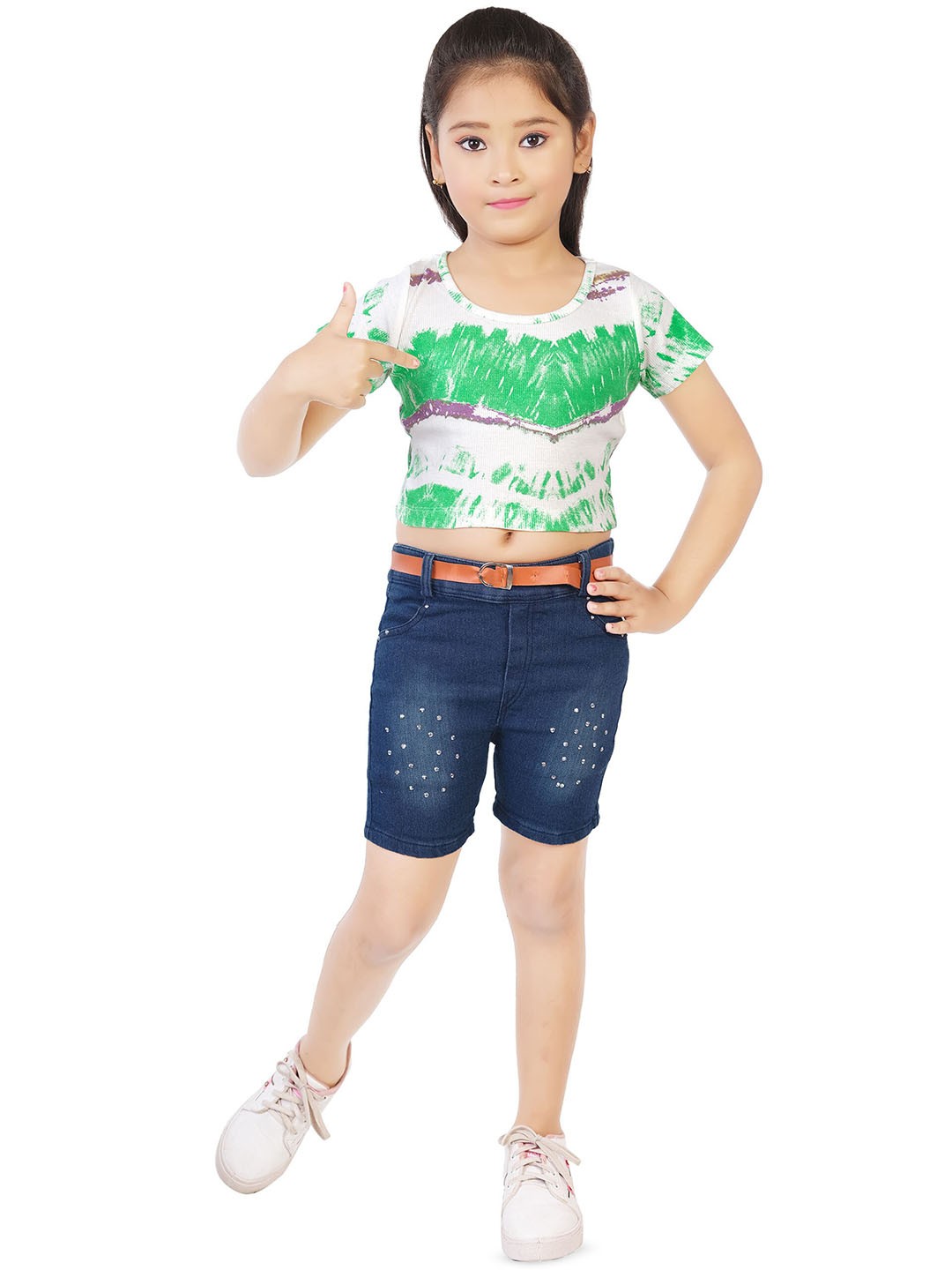 

CELEBRITY CLUB Girls Printed Top With Shorts, White