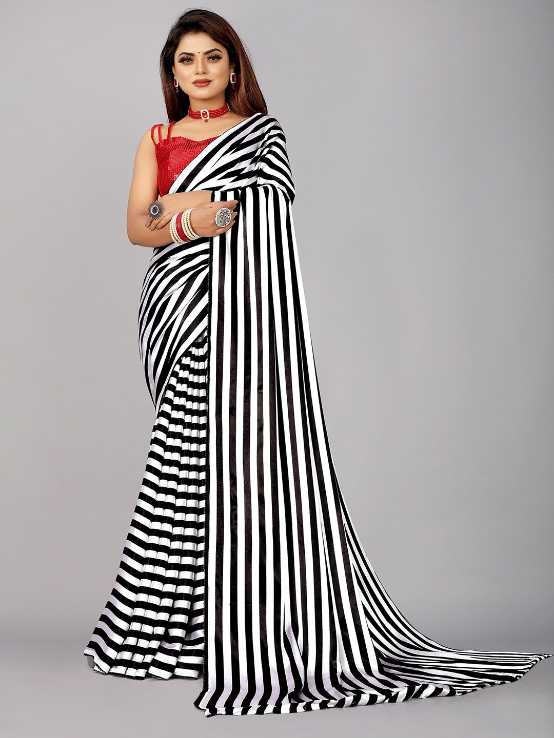 

Reeta Fashion Striped Satin Saree, White