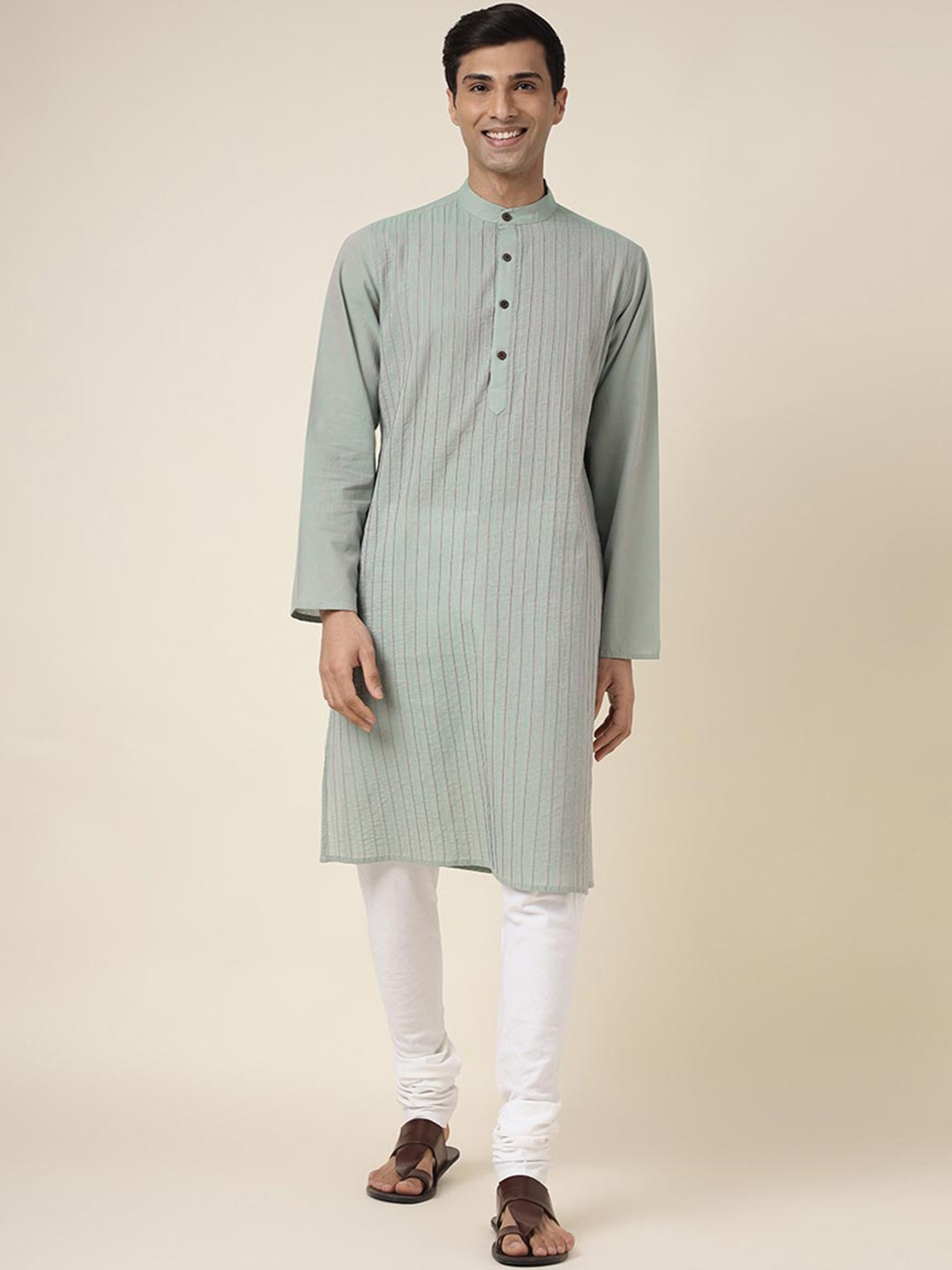 

Fabindia Pintucks Thread Work Mandarin Collar Slim Fit Cotton Long Straight Kurta, Green