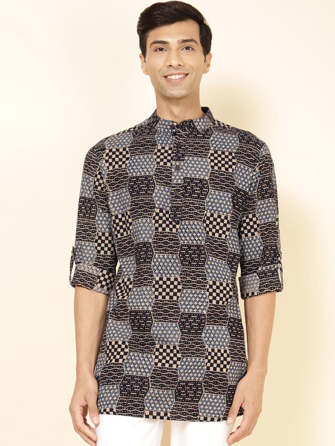 

Fabindia Geometric Band Collar Roll-Up Sleeves Cotton Straight Short Kurta, Black