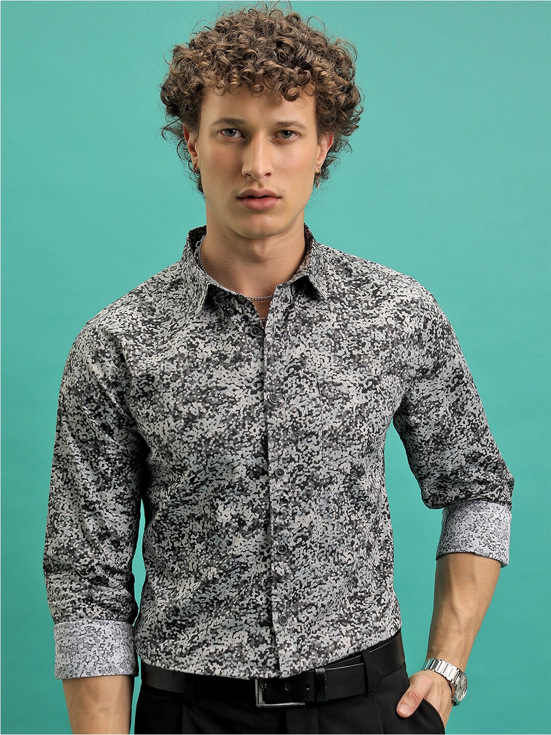 

Highlander Men All Over Printed Slim Fit Shirt, Grey