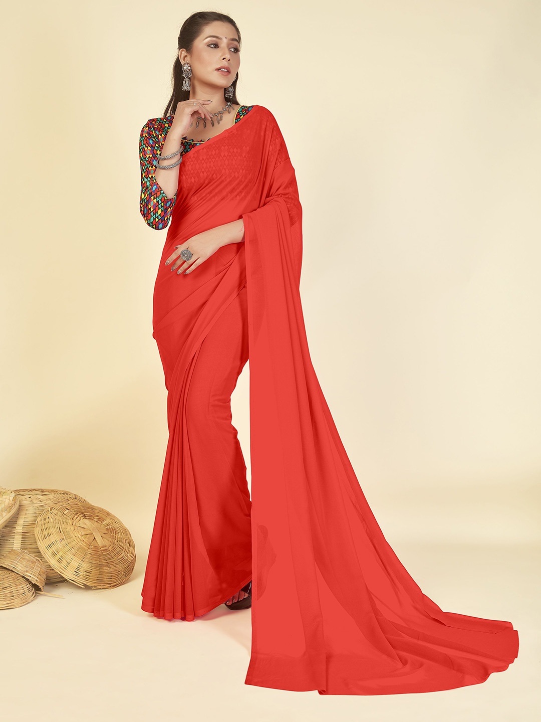 

ANAND SAREES Solid Saree, Red