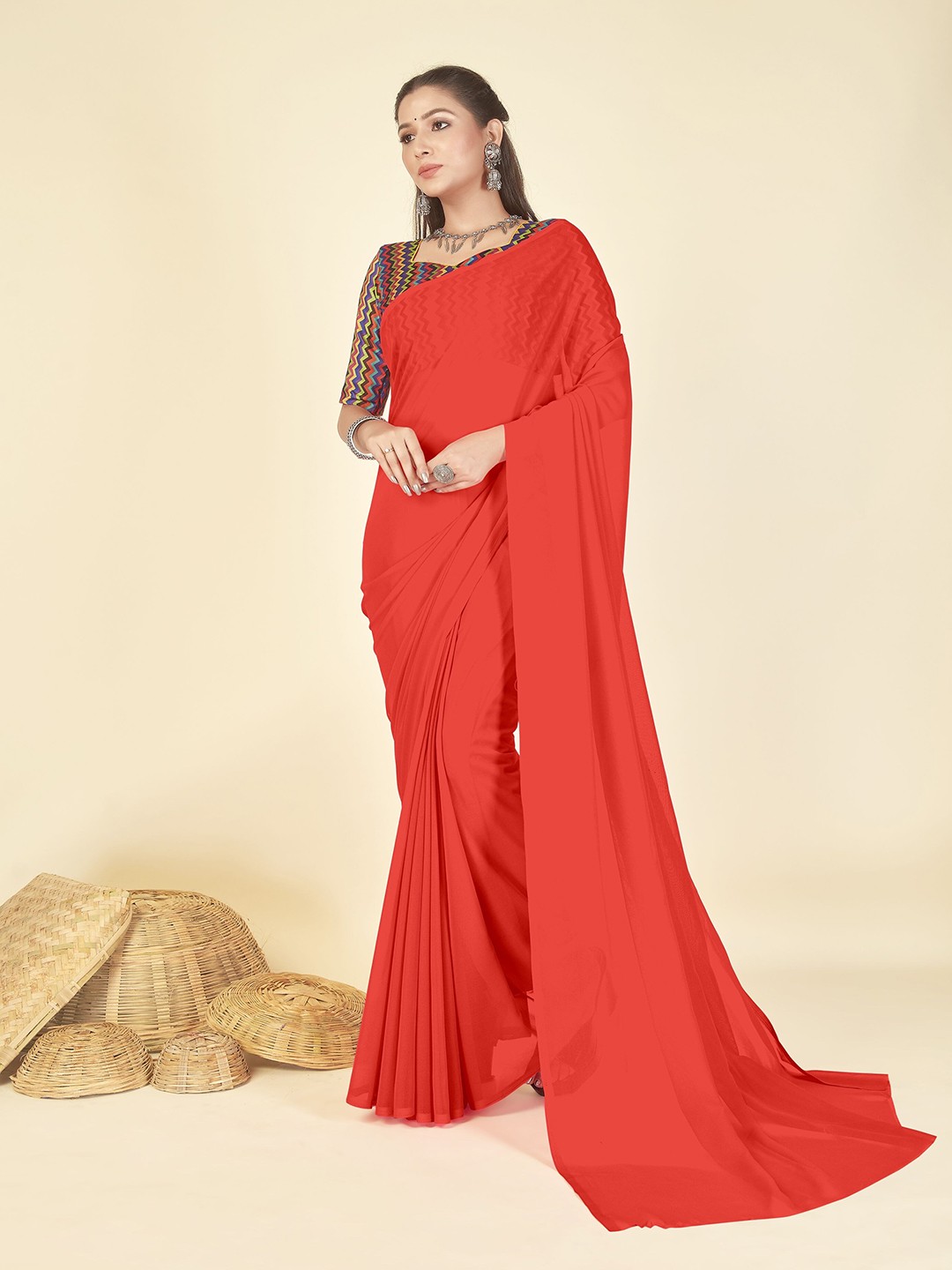 

ANAND SAREES Solid Saree, Red