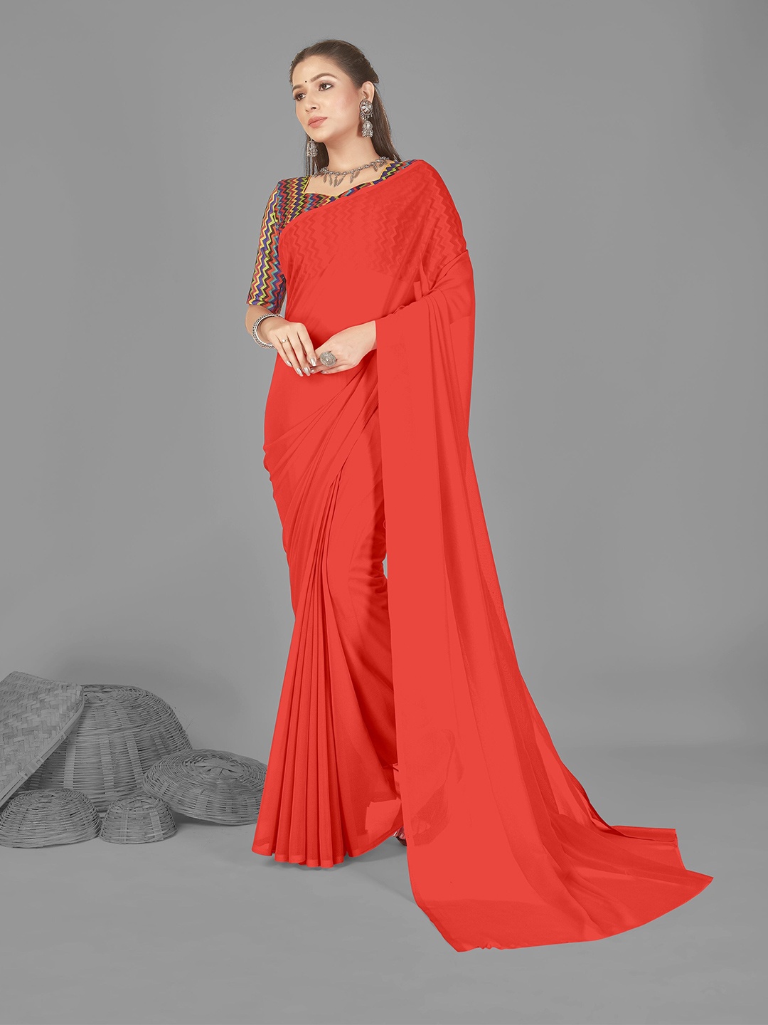 

ANAND SAREES Solid Saree, Red