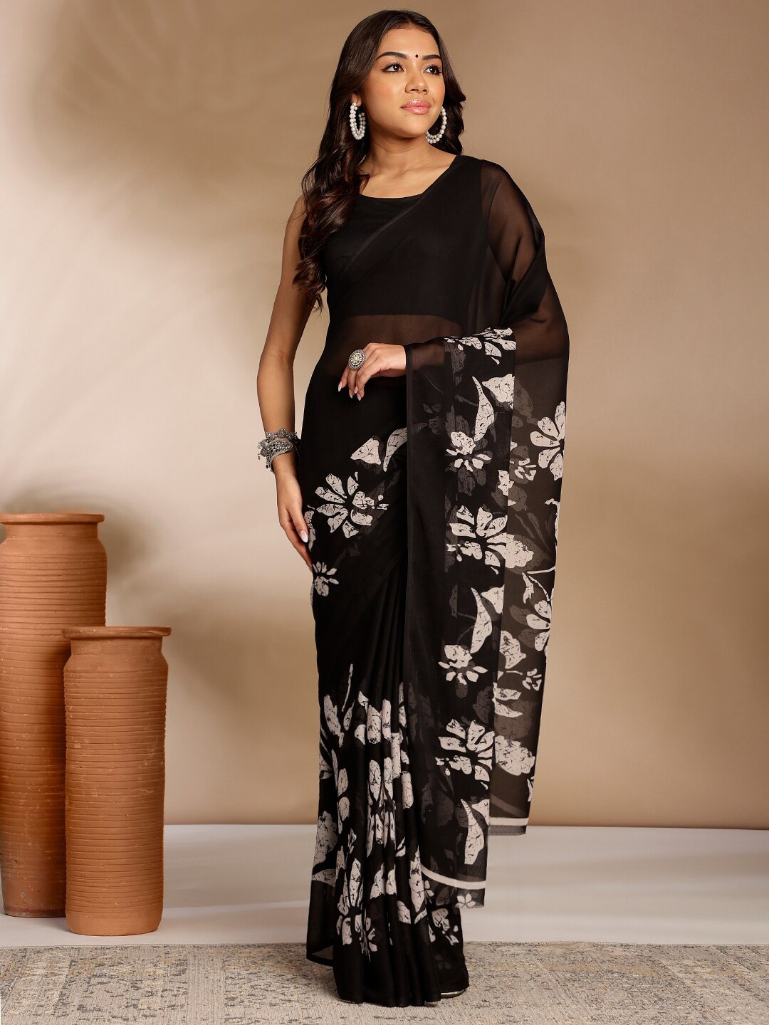 

Anouk Rustic Floral printed Pure Georgette Saree, Black