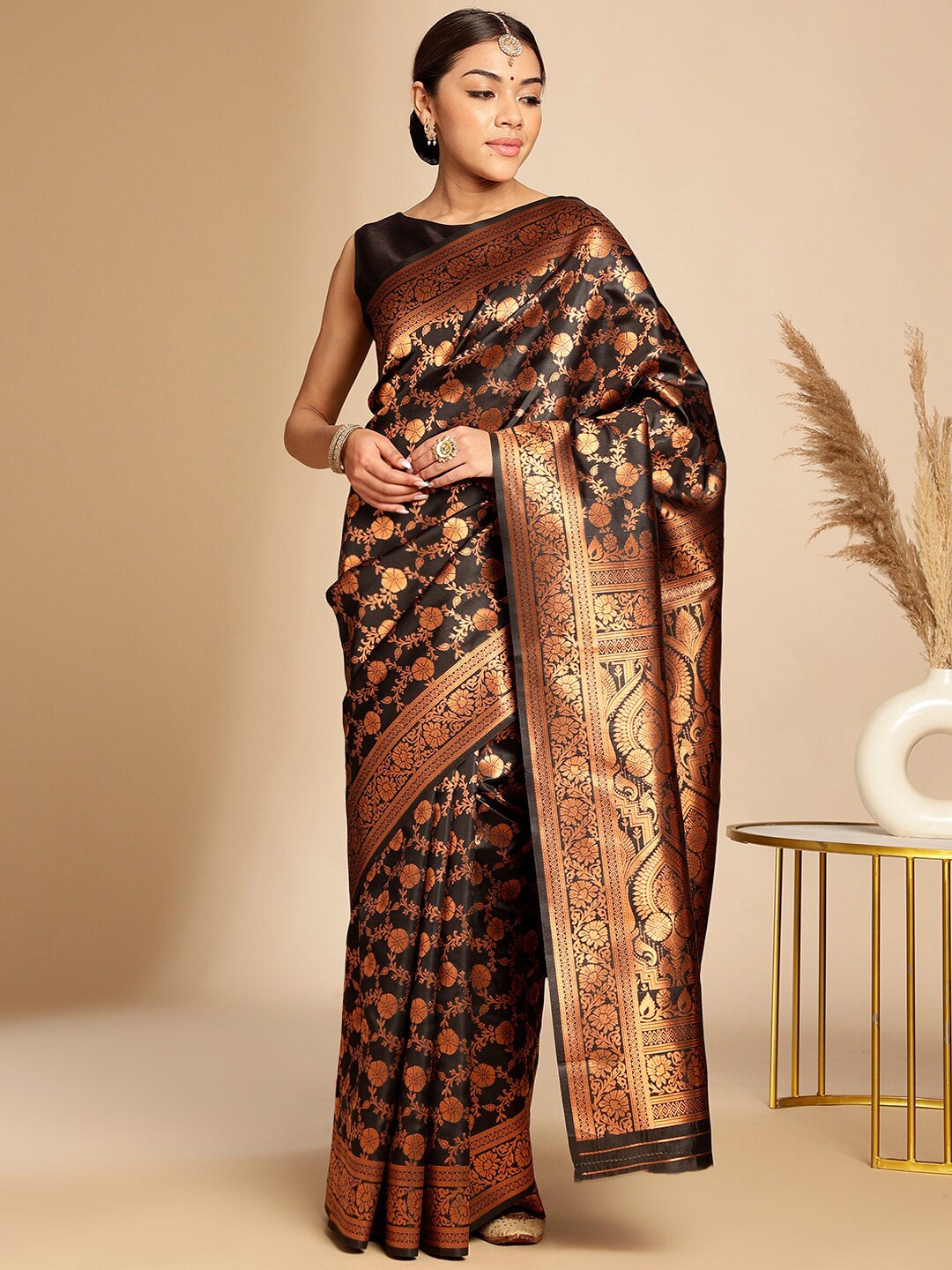 

Anouk Floral Woven Design Zari Art Silk Banarasi Saree, Black
