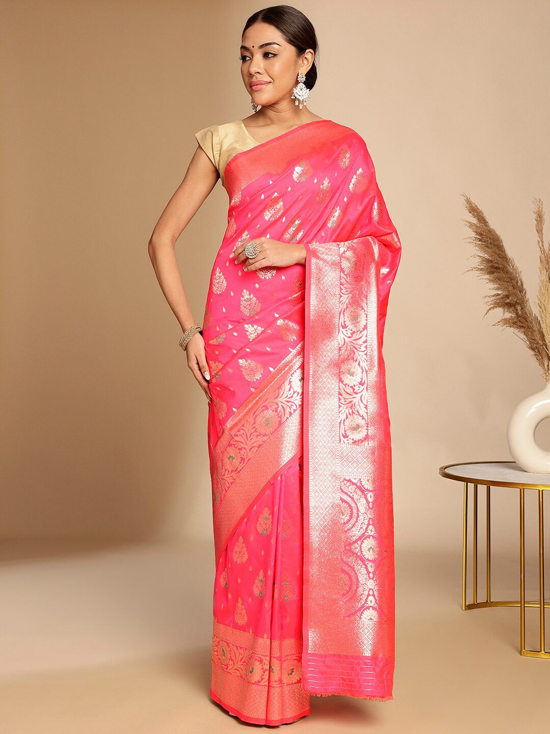 

Anouk Floral Woven Design Zari Art Silk Banarasi Saree, Pink