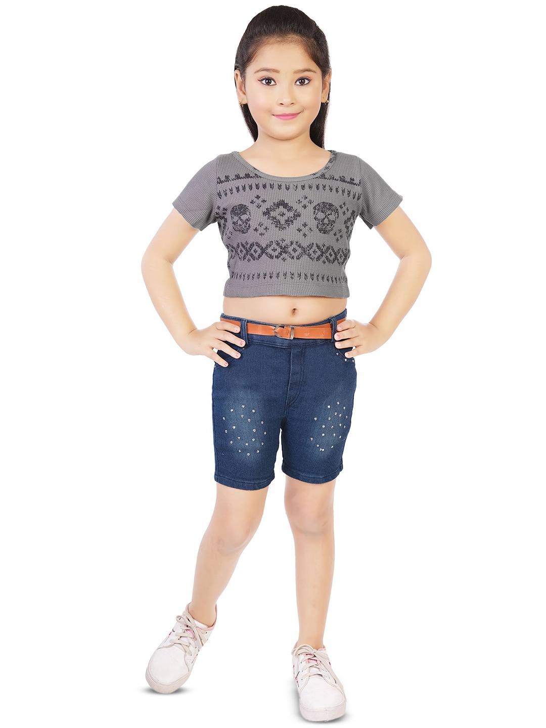 

BAESD Girls Printed Crop Top With Shorts, Grey