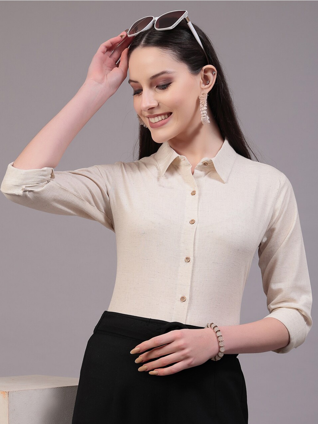 

Style Quotient Beige Classic Linen Casual Shirt