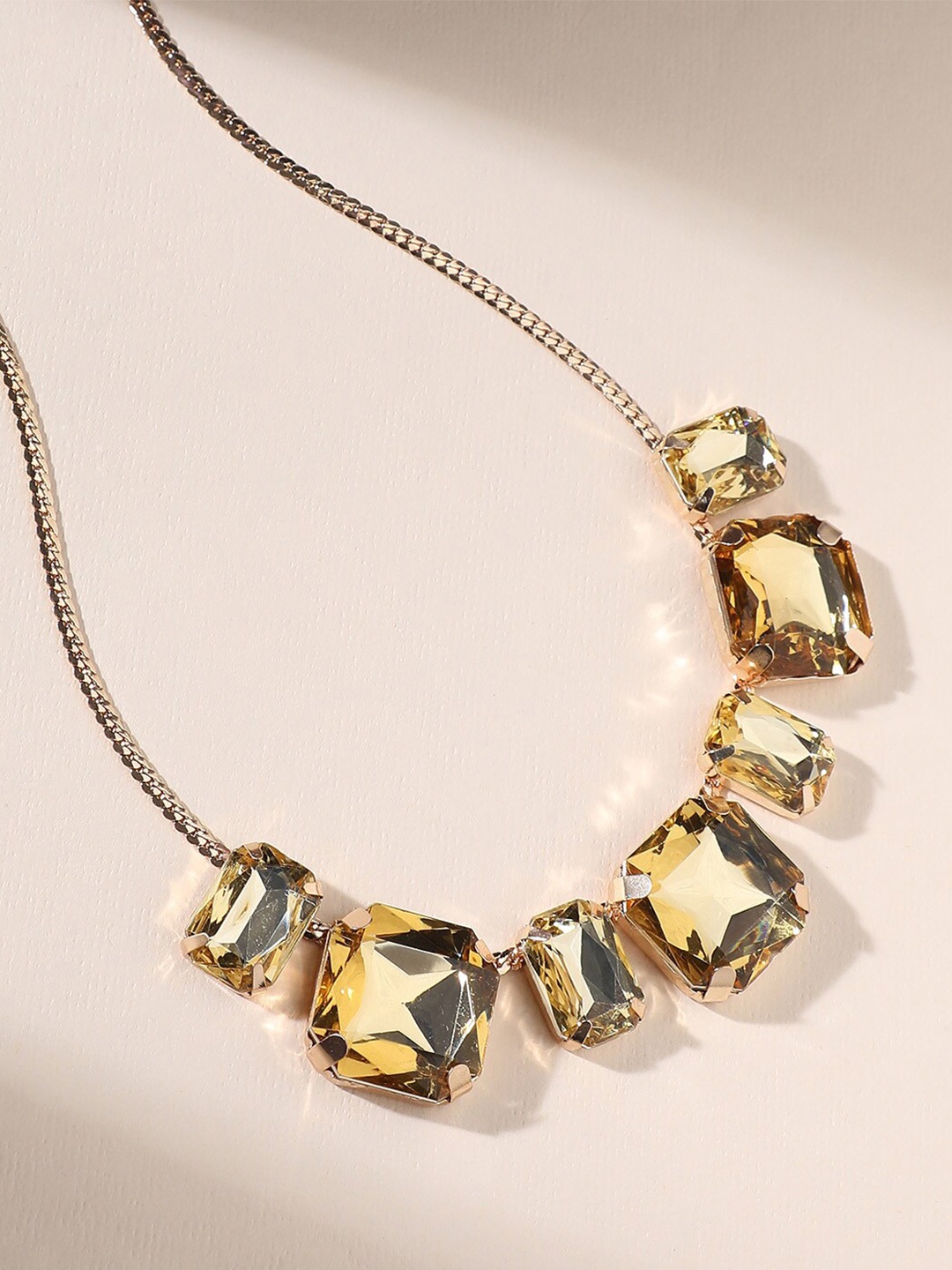 

DressBerry Gold-Plated Necklace