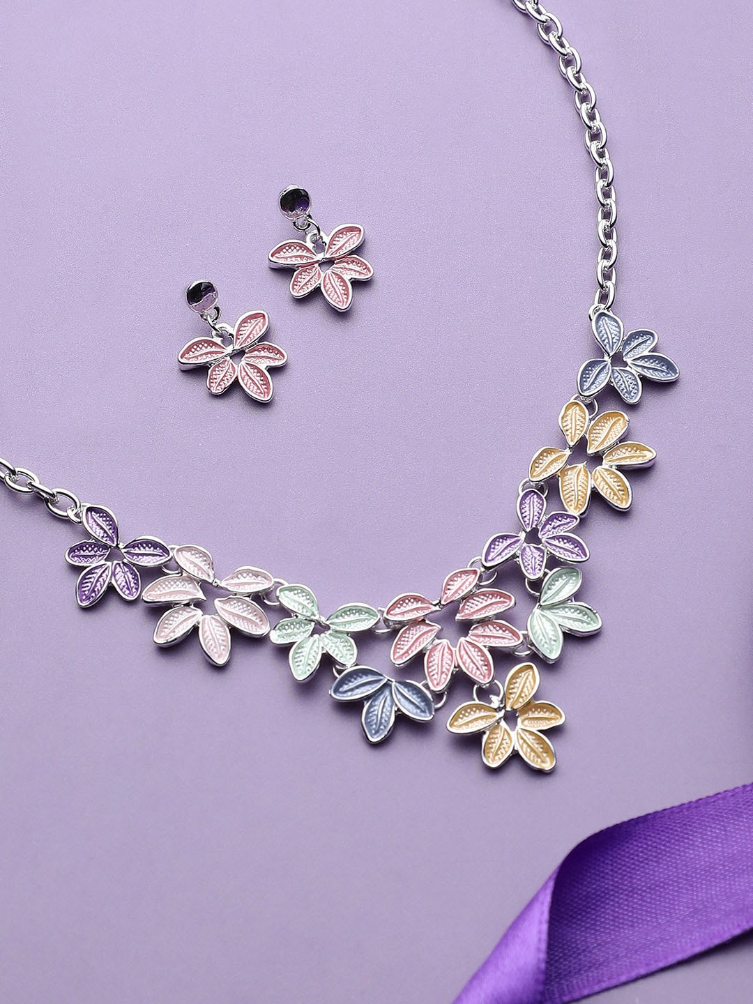 

DressBerry Silver-Plated Jewellery Set