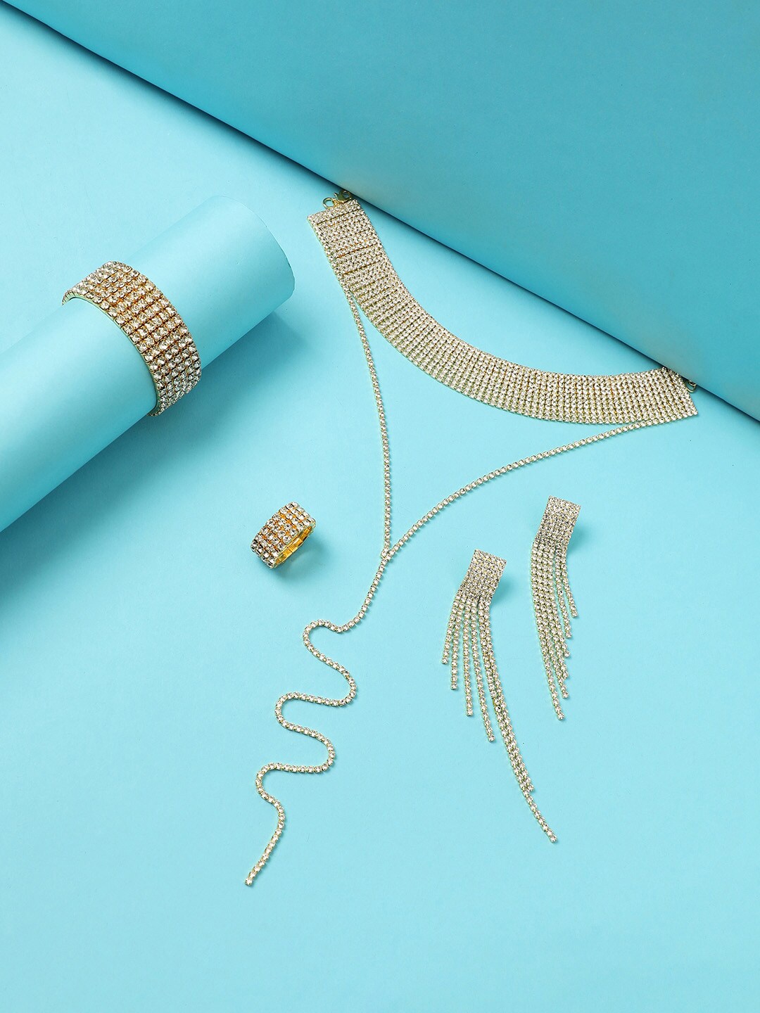 

DressBerry Silver-Toned Silver-Plated Jewellery Set