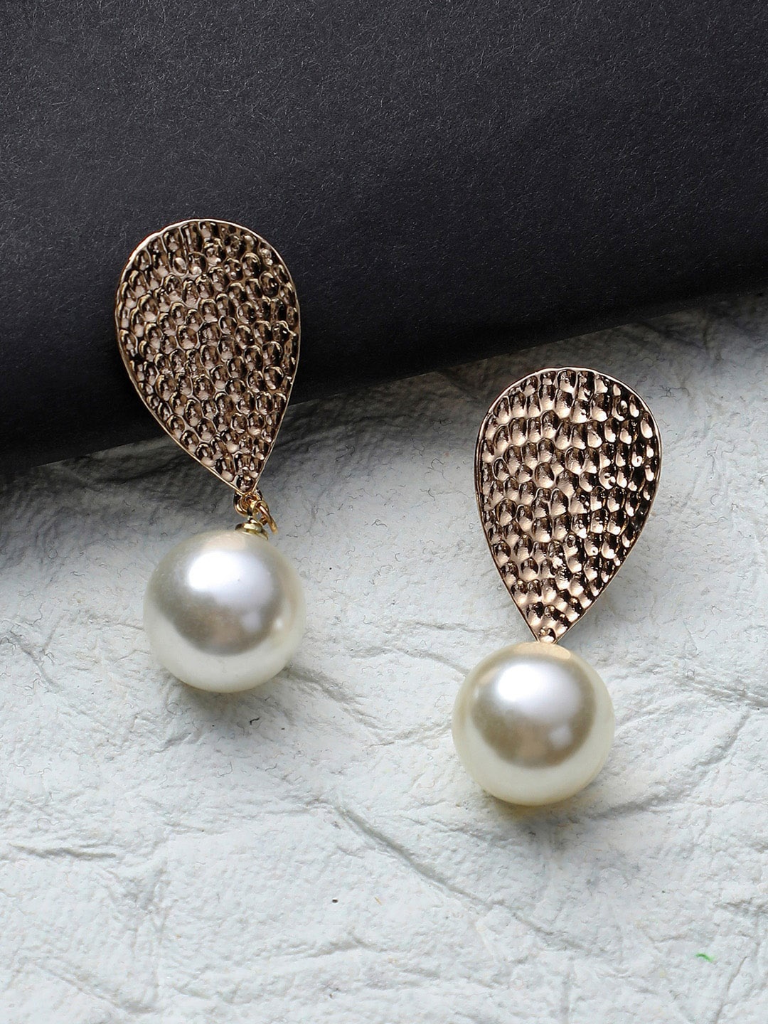 

DressBerry Gold Toned Gold-Plated Contemporary Drop Earrings