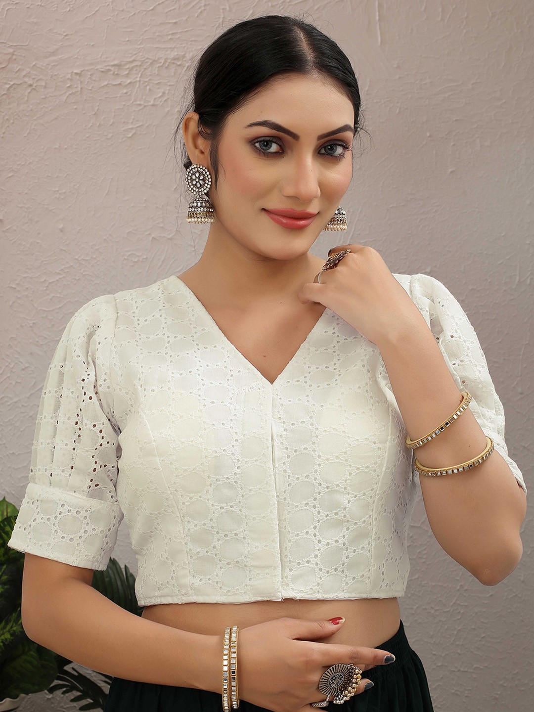 

SHREE SWANGIYAMATA COMPANY Self Design Cotton Schiffli Saree Blouse, White