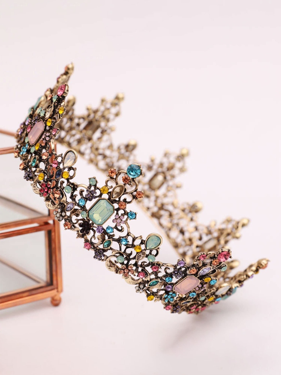 

SYGA Women Embellished Tiara, Gold