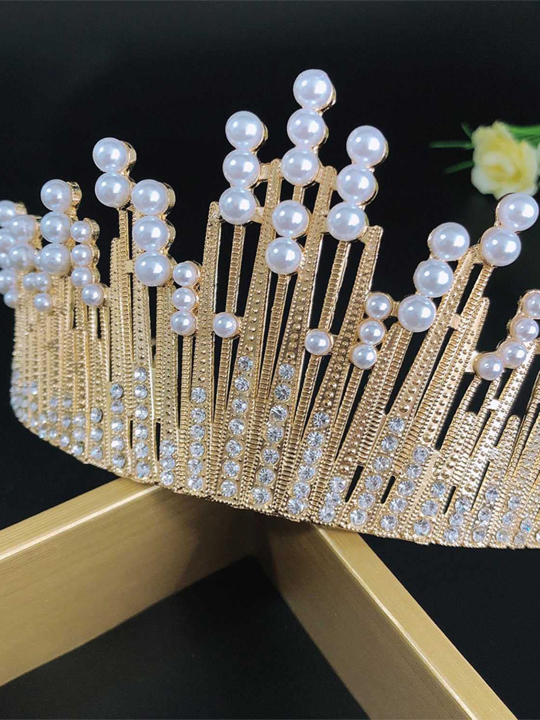 

SYGA Women Embellished Tiara, Gold