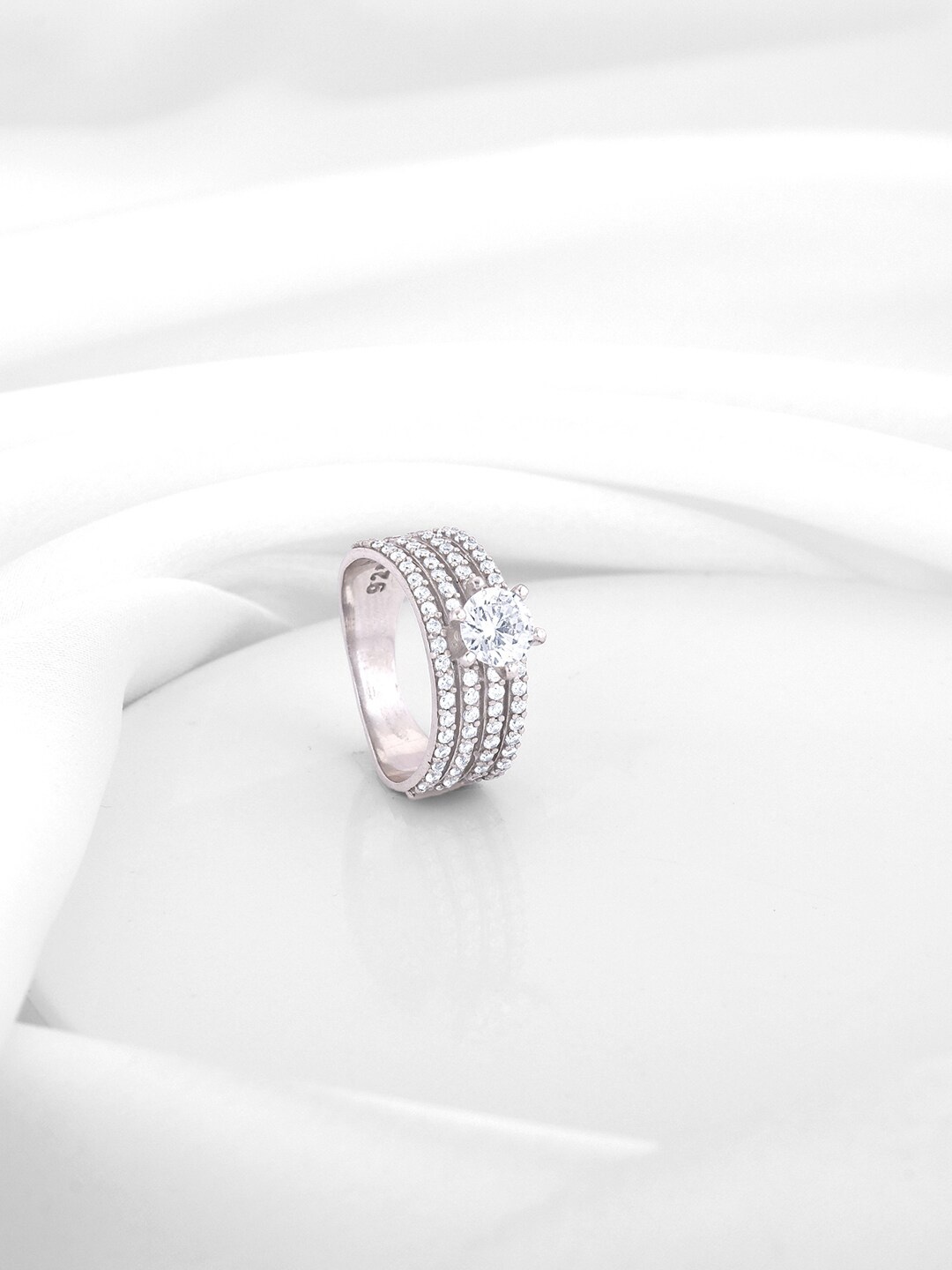 GIVA 92.5 Sterling Silver Rhodium Plated Stones Studded Finger Ring