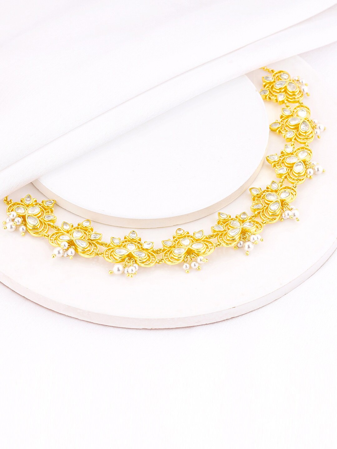 

GIVA 925 Sterling Silver Gold-Plated Stone Studded Necklace