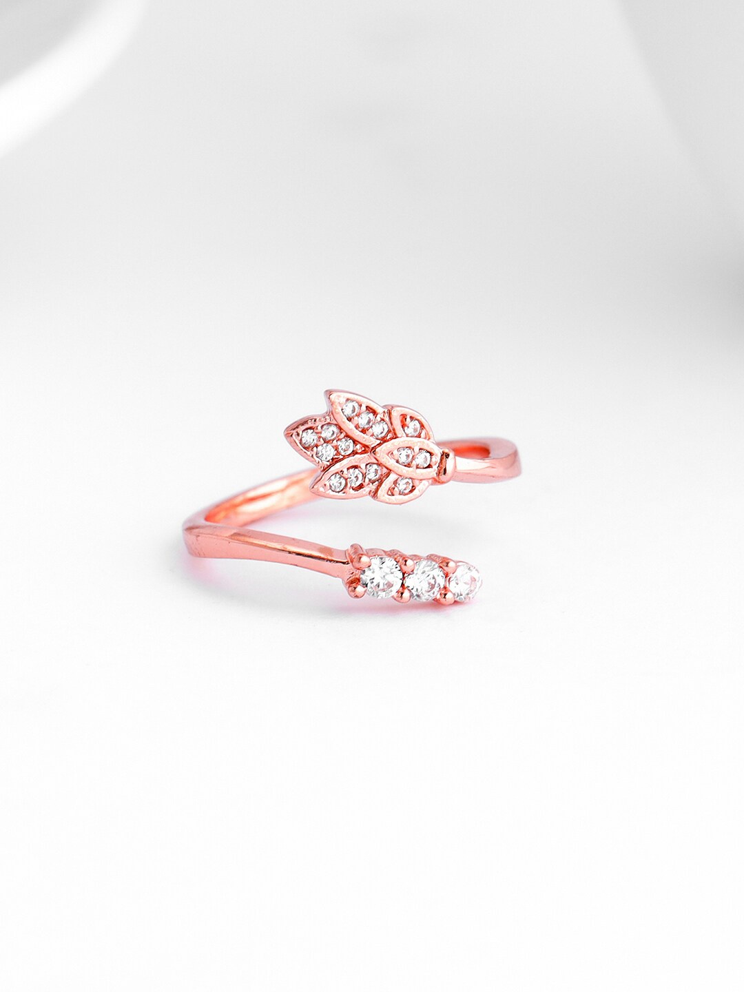 

GIVA 92.5 Sterling Silver Rose Gold Plated Stones Studded Flower Finger Ring