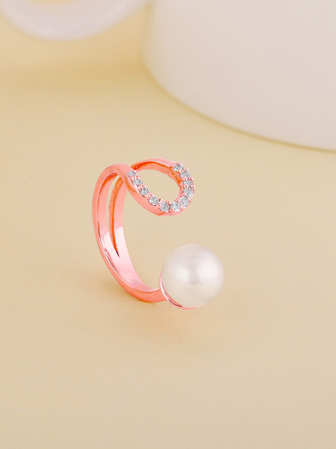 

GIVA 92.5 Sterling Silver Rose Gold Plated Stones & Pearl Studded Finger Ring