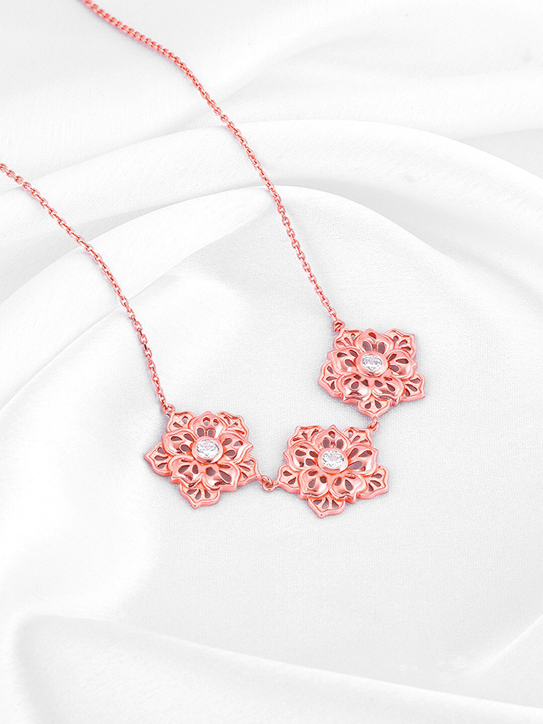 

GIVA 925 Sterling Silver Rose Gold-Plated Stone Studded Floral Necklace
