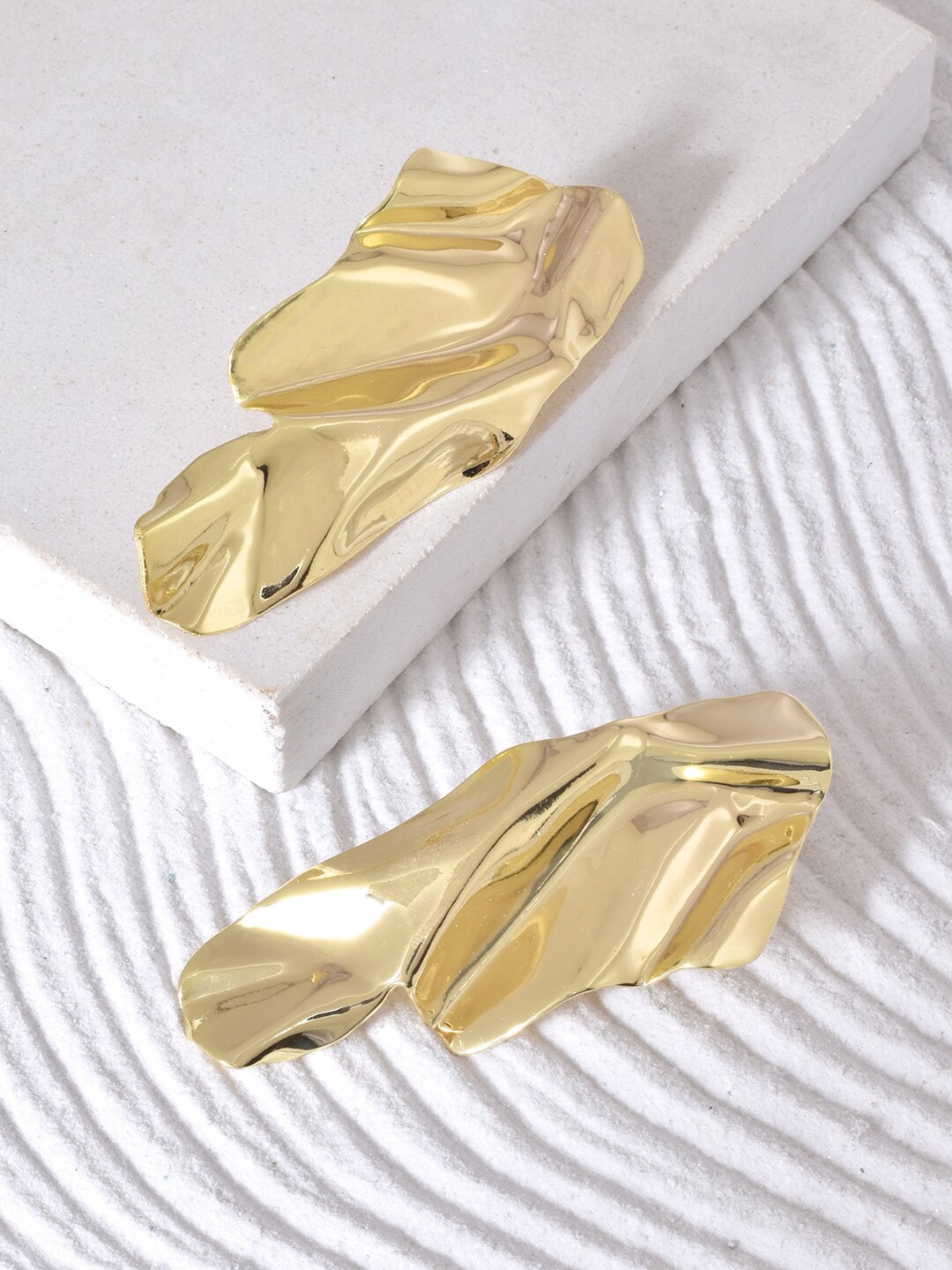

JOKER & WITCH Gold-Plated Contemporary Drop Earrings