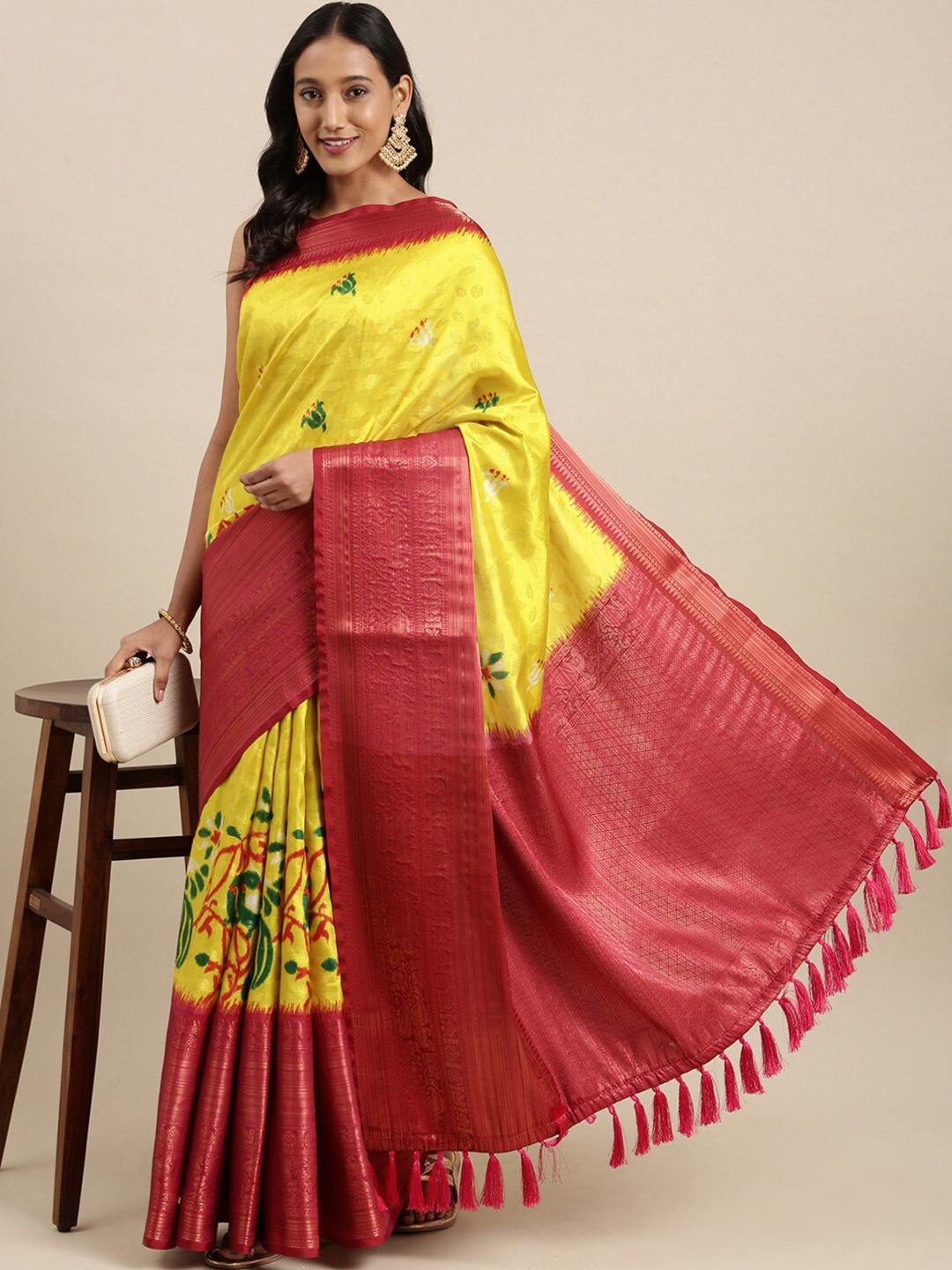 

Spetila Kalamkari Printed Zari Pure Silk Banarasi Saree, Yellow
