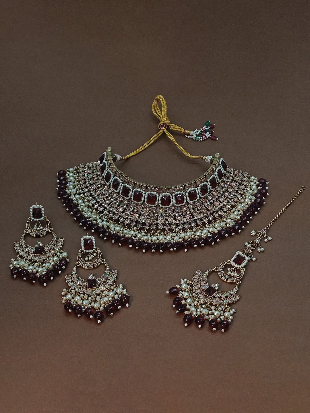

AASHISH IMITATION Gold-Plated American Diamond-Studded & Beaded Jewellery Set