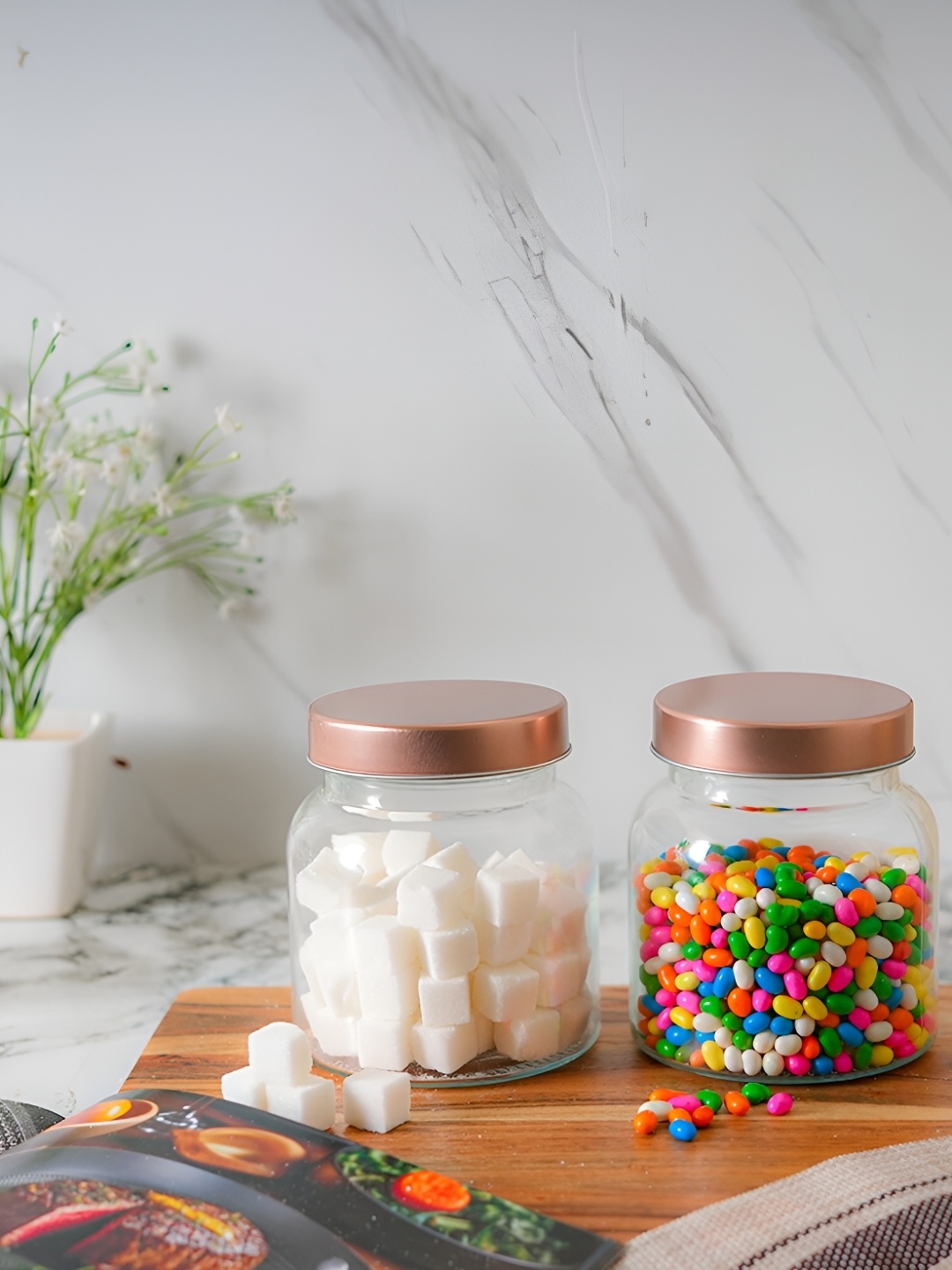 

Femora Transparent & Brown 2 Pieces Dishwasher Safe Food Container 700 ml Each
