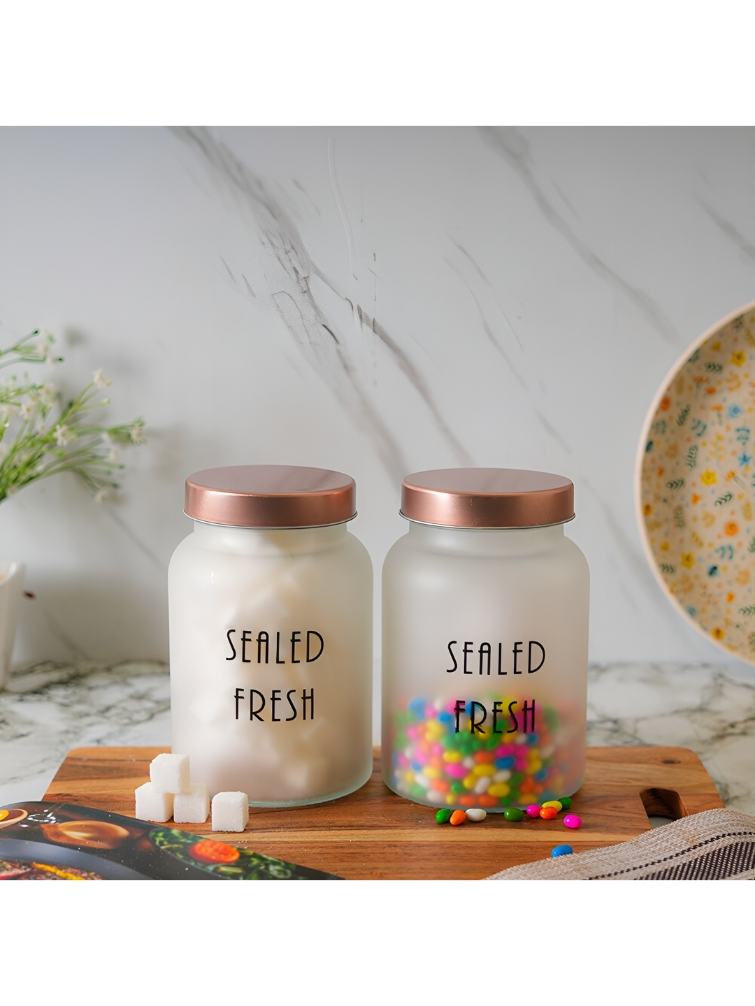 

Femora Transparent & Brown 2 Pieces Dishwasher Safe Glass Food Containers 1 L Each