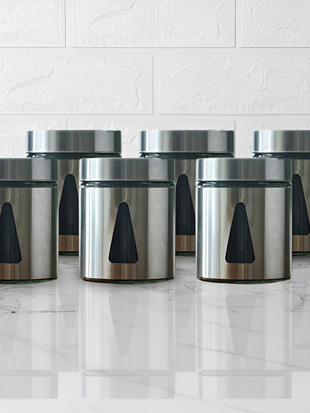 

Femora Transparent & Silver-Toned 6 Pieces Glass Dishwasher Safe Spice Box 1l Each