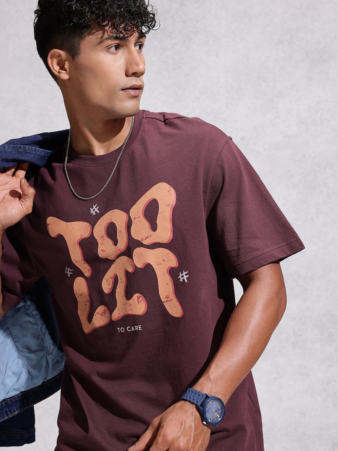 

WROGN Typography Printed Drop-Shoulder Sleeves Pure Cotton Oversized T-shirt, Burgundy