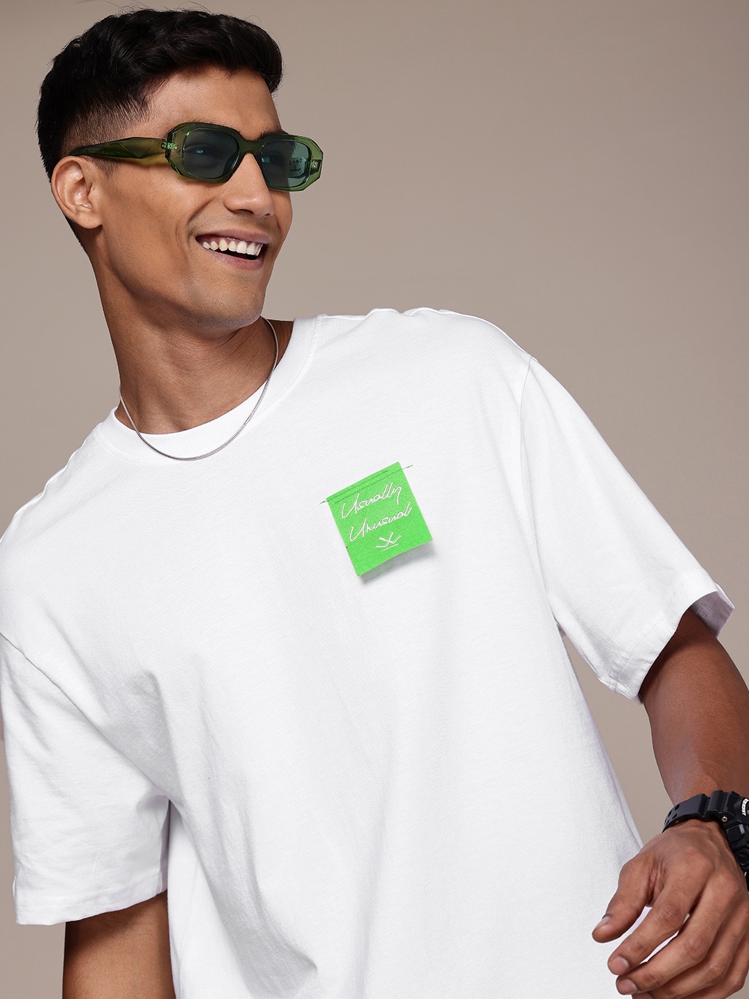 

WROGN Drop-Shoulder Sleeves Pure Cotton Applique Oversized T-shirt, White