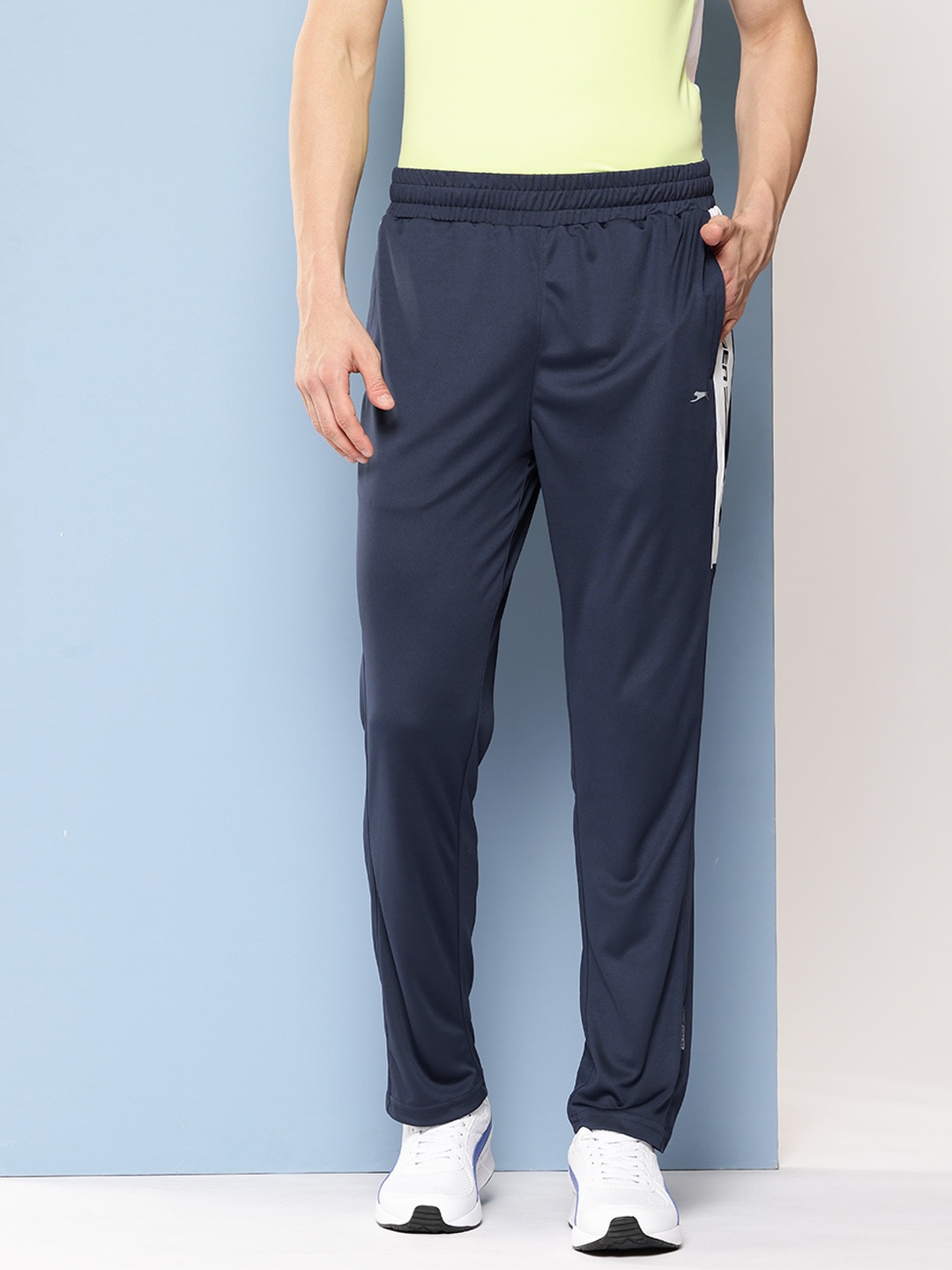 

Slazenger Men Printed Sports Track Pants, Navy blue