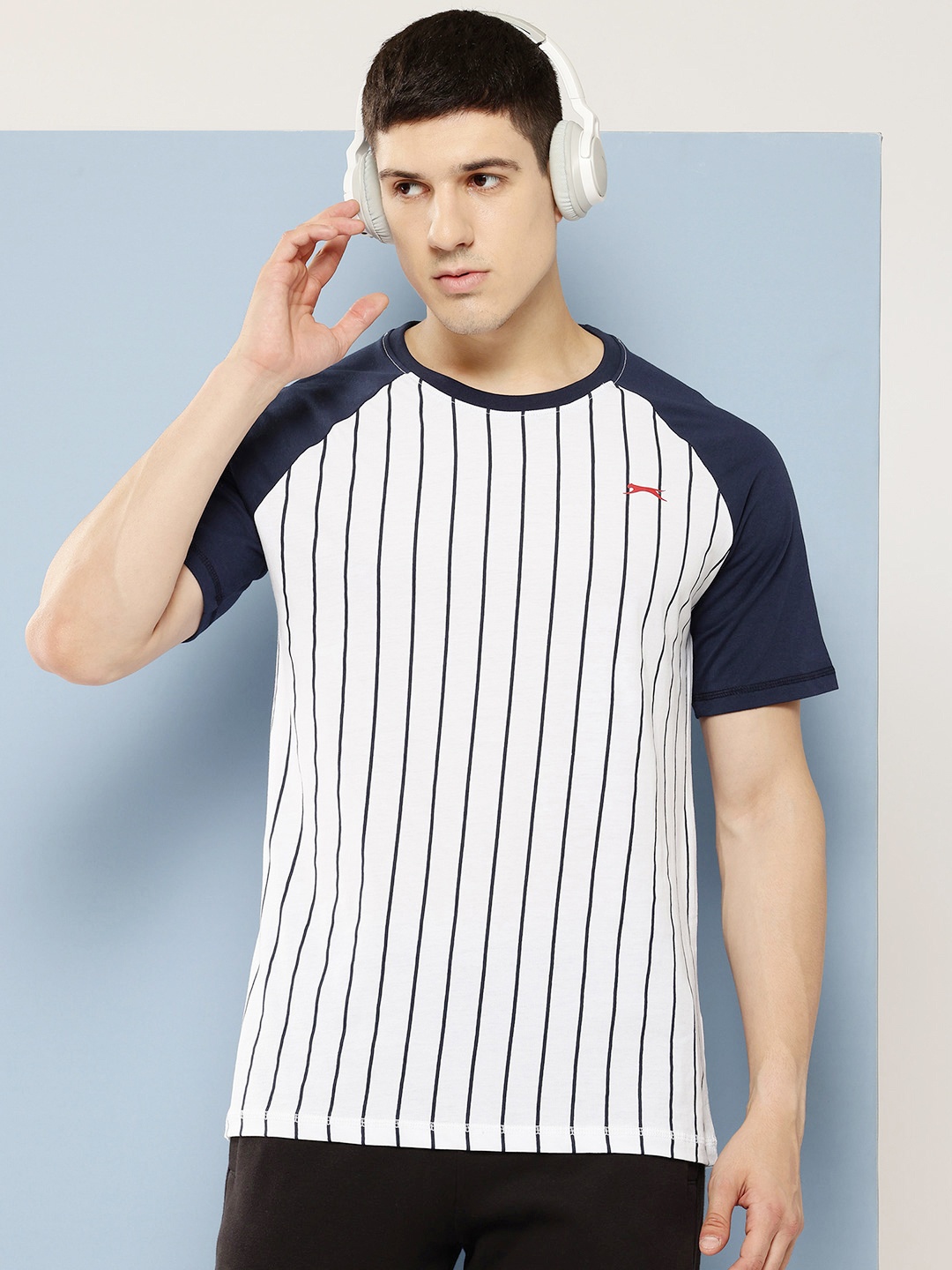 

Slazenger Nautical Raglan Sleeves Striped T-shirt, White