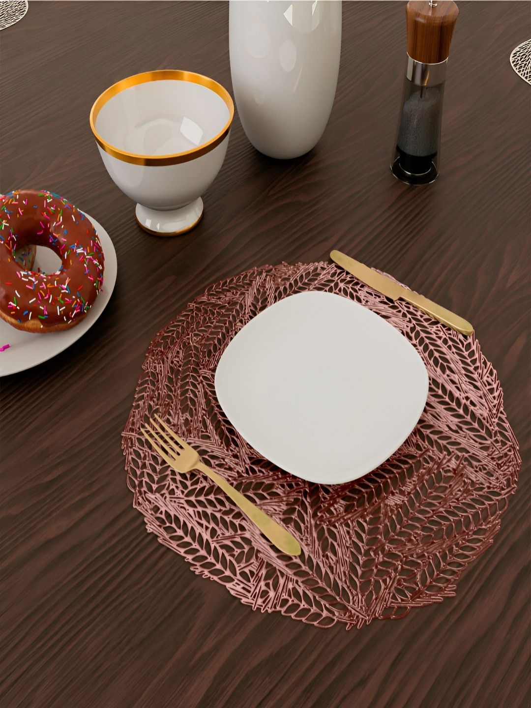 

Kuber Industries Copper Toned 6 Pcs Leaf-Design Table Placemats